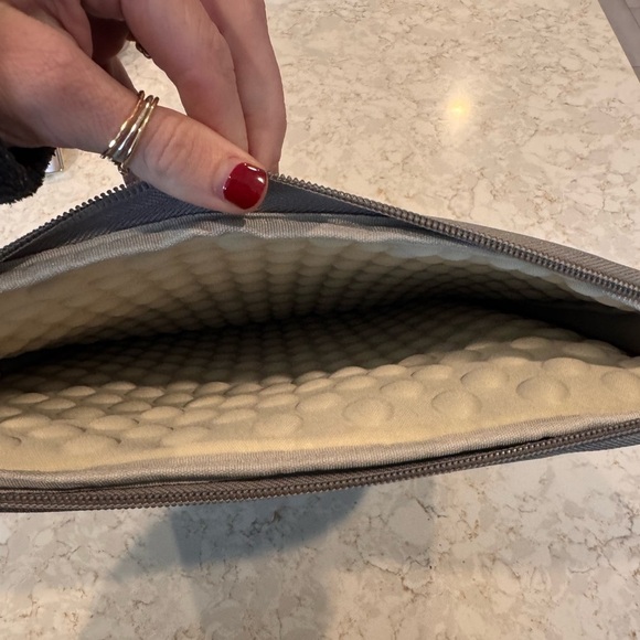 Gray and Cream Textured Laptop Sleeve - Picture 6 of 10